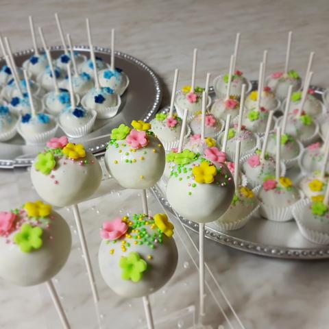 Sweet Cake pops