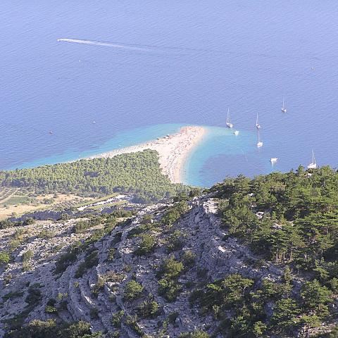 Bol and Zlatni rat beach