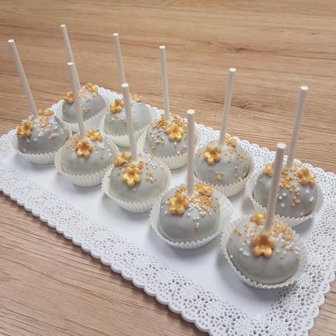 Gold CakePops