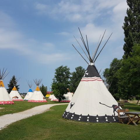 Indian Village terme Čatež - Free Download