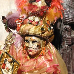 Traditional Venetian masks - Free pictures for commercial use 